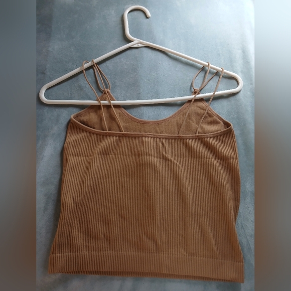 Tan top - Picture 6 of 6